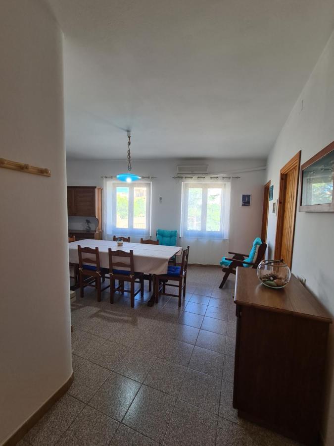 A Ca' Di Pe E Gio Apartment Calasetta Exterior photo